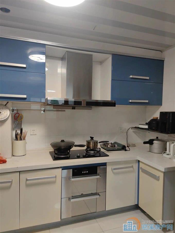 宁都华庭155平169万送车位保养好