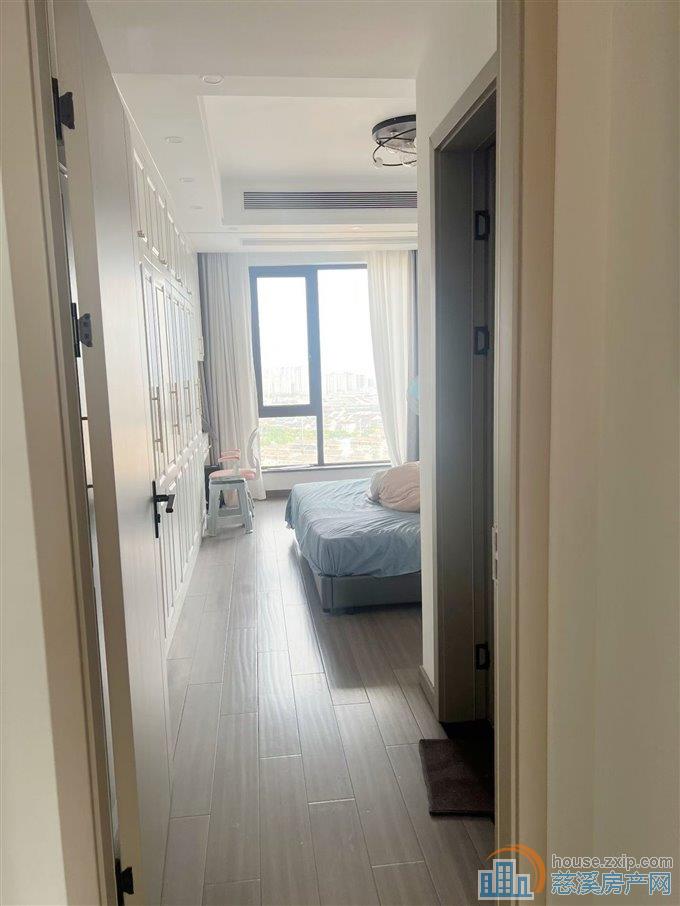 特价嘉景园自住精装带车位储藏间直接房源