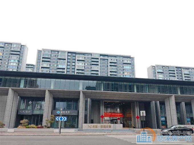 中交玉宸园192平西边套楼层佳245万